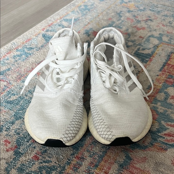 Adidas White and Gray Athletic Sneakers - Picture 4 of 4